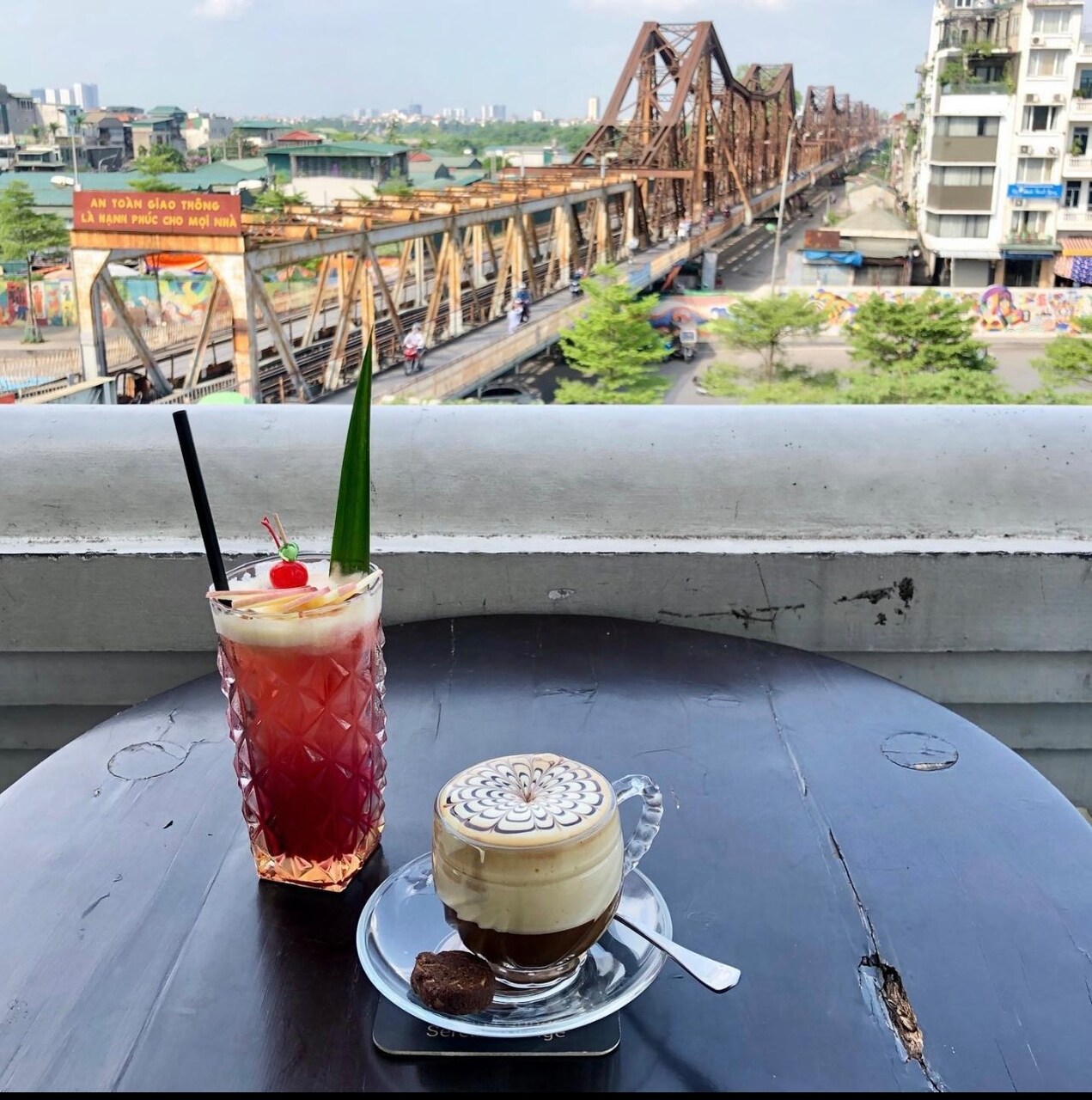 Top 5 quán cafe view xịn xò nhất tại Hà Nội