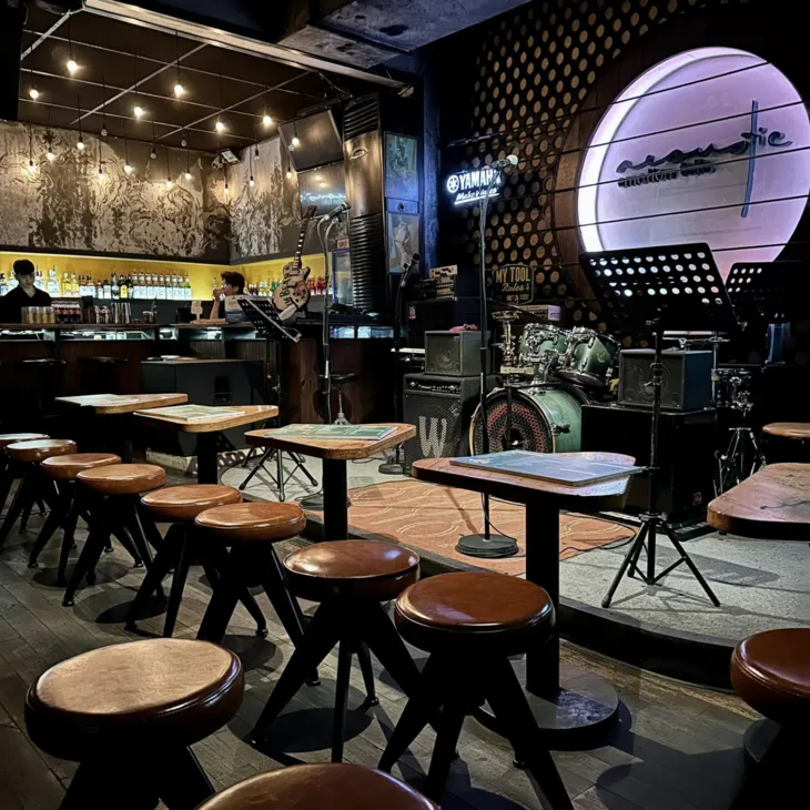 Quán Acoustic Bar Sài Gòn