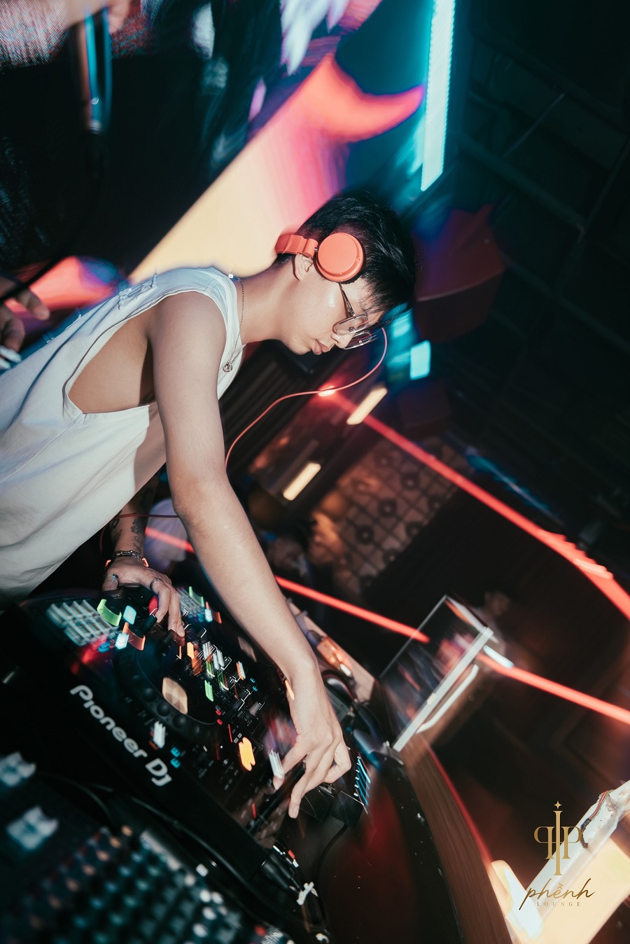 Top 5 Quán Bar, Club, Lounge Nổi Tiếng Nhất Tại Việt Trì, Phú Thọ